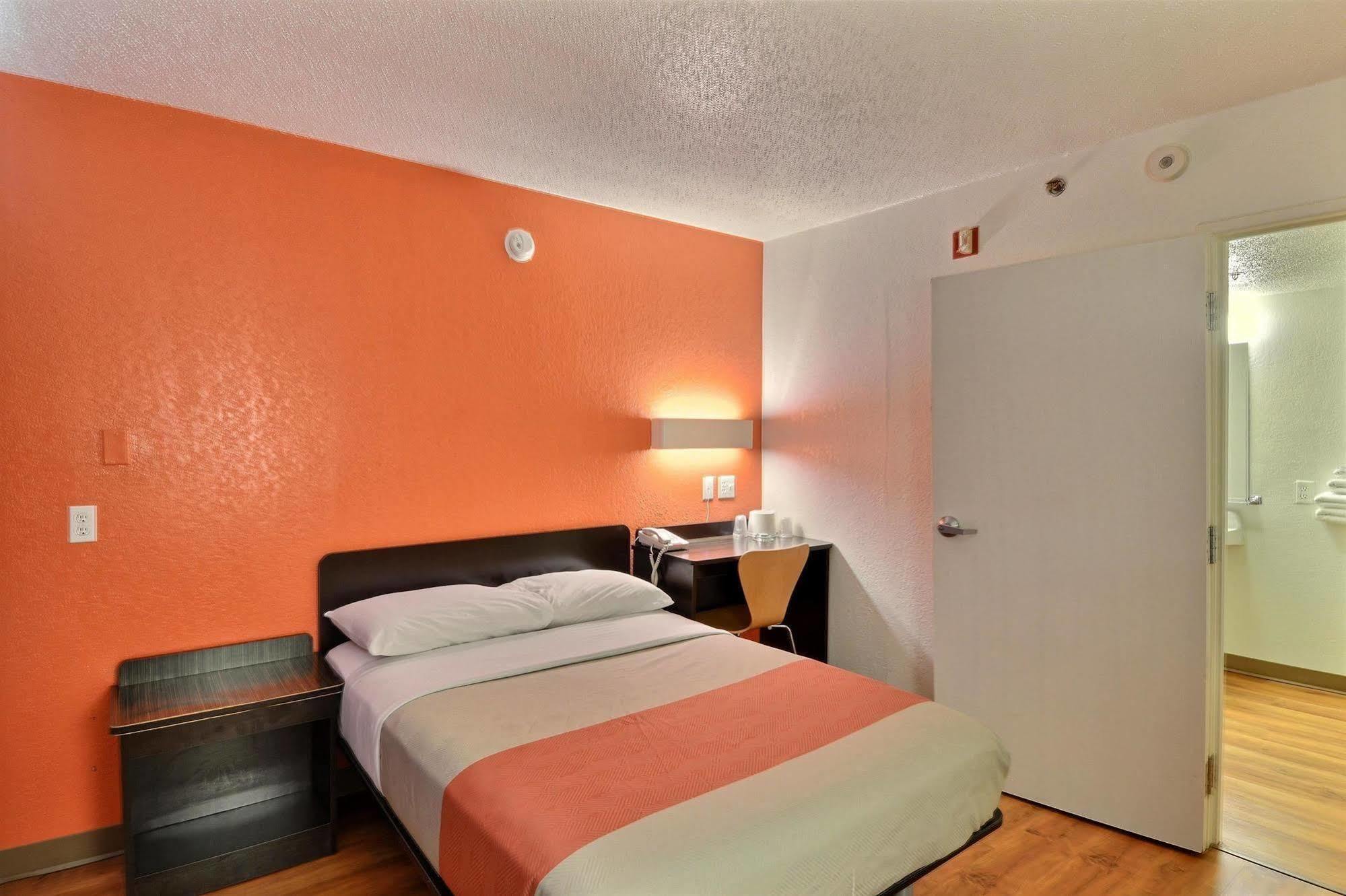 Motel 6-Tewksbury, Ma - Boston Zewnętrze zdjęcie